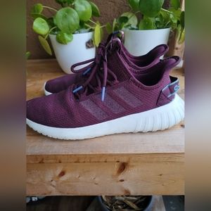 Slightly used Maroon Adidas!